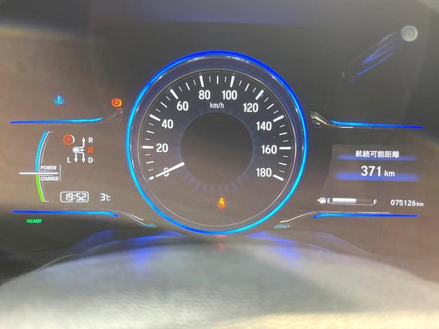 ヴェゼル ハイブリッドＸ　バックカメラ　衝突被害軽減システム　禁煙車　純正インターナビ　ドラレコ　スマートキー　ＬＥＤヘッド　ビルトインＥＴＣ　クルコン　純正１７インチアルミ　オートライト　オートエアコン　Ｂｌｕｅｔｏｏｔｈ（51枚目）