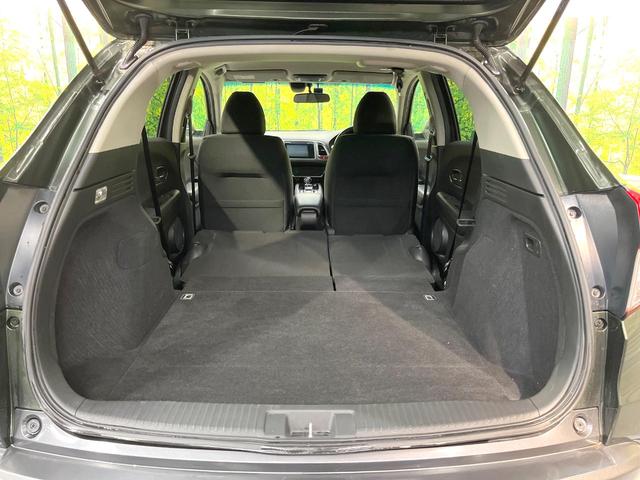 ヴェゼル ハイブリッドＸ　バックカメラ　衝突被害軽減システム　禁煙車　純正インターナビ　ドラレコ　スマートキー　ＬＥＤヘッド　ビルトインＥＴＣ　クルコン　純正１７インチアルミ　オートライト　オートエアコン　Ｂｌｕｅｔｏｏｔｈ（60枚目）