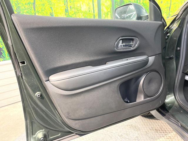 ヴェゼル ハイブリッドＸ　バックカメラ　衝突被害軽減システム　禁煙車　純正インターナビ　ドラレコ　スマートキー　ＬＥＤヘッド　ビルトインＥＴＣ　クルコン　純正１７インチアルミ　オートライト　オートエアコン　Ｂｌｕｅｔｏｏｔｈ（65枚目）