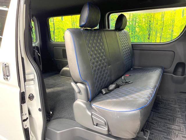 ハイエースバン スーパーＧＬ　ダークプライムＩＩ　純正ＳＤナビ　全周囲カメラ　両側電動ドア　衝突被害軽減システム　禁煙車　ハーフレザーシート　ドラレコ　コーナーセンサー　スマートキー　ＬＥＤヘッド　オートエアコン　スマートキー　ビルトインＥＴＣ（9枚目）