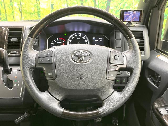 ハイエースバン スーパーＧＬ　ダークプライムＩＩ　純正ＳＤナビ　全周囲カメラ　両側電動ドア　衝突被害軽減システム　禁煙車　ハーフレザーシート　ドラレコ　コーナーセンサー　スマートキー　ＬＥＤヘッド　オートエアコン　スマートキー　ビルトインＥＴＣ（11枚目）