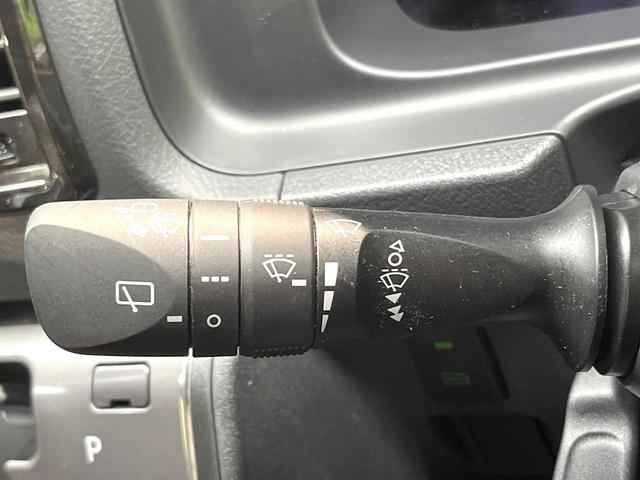 ハイエースバン スーパーＧＬ　ダークプライムＩＩ　純正ＳＤナビ　全周囲カメラ　両側電動ドア　衝突被害軽減システム　禁煙車　ハーフレザーシート　ドラレコ　コーナーセンサー　スマートキー　ＬＥＤヘッド　オートエアコン　スマートキー　ビルトインＥＴＣ（31枚目）