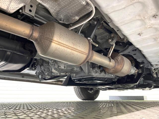 ハイエースバン スーパーＧＬ　ダークプライムＩＩ　純正ＳＤナビ　全周囲カメラ　両側電動ドア　衝突被害軽減システム　禁煙車　ハーフレザーシート　ドラレコ　コーナーセンサー　スマートキー　ＬＥＤヘッド　オートエアコン　スマートキー　ビルトインＥＴＣ（58枚目）