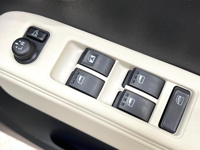 ミラココア ココアＸ　純正ＳＤナビ　バックカメラ　禁煙車　オートエアコン　Ｂｌｕｅｔｏｏｔｈ　ＣＤ　ＤＶＤ再生　フルセグ　パワーウィンドウ　パワーステアリング　電動格納ミラー（5枚目）