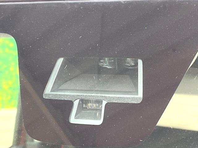 ハスラー Ｊスタイル　ＳＤナビ　バックカメラ　衝突被害軽減システム　禁煙車　スマートキー　ＨＩＤヘッド　ビルトインＥＴＣ　純正１５インチアルミ　オートライト　オートエアコン　Ｂｌｕｅｔｏｏｔｈ　ＣＤ　ＤＶＤ再生　フルセグ（4枚目）