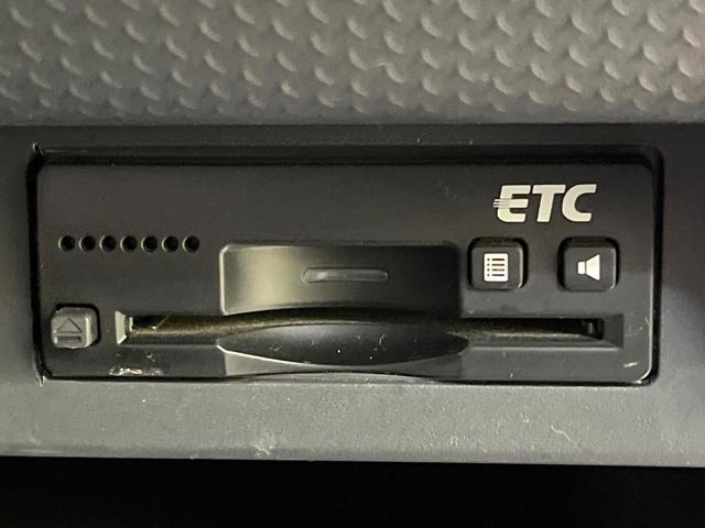 ハスラー Ｊスタイル　ＳＤナビ　バックカメラ　衝突被害軽減システム　禁煙車　スマートキー　ＨＩＤヘッド　ビルトインＥＴＣ　純正１５インチアルミ　オートライト　オートエアコン　Ｂｌｕｅｔｏｏｔｈ　ＣＤ　ＤＶＤ再生　フルセグ（7枚目）