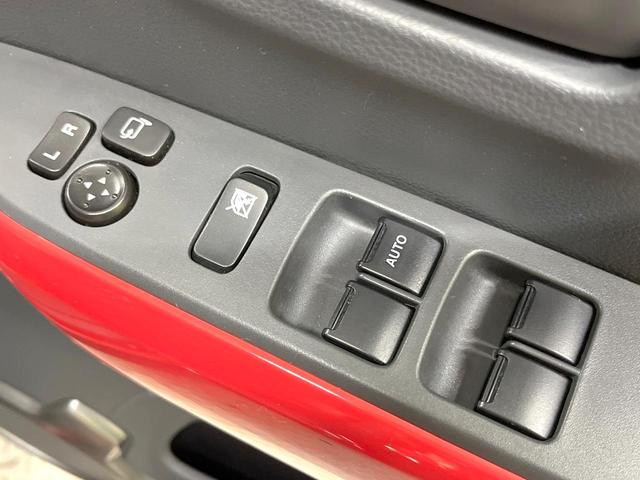 ハスラー Ｊスタイル　ＳＤナビ　バックカメラ　衝突被害軽減システム　禁煙車　スマートキー　ＨＩＤヘッド　ビルトインＥＴＣ　純正１５インチアルミ　オートライト　オートエアコン　Ｂｌｕｅｔｏｏｔｈ　ＣＤ　ＤＶＤ再生　フルセグ（29枚目）