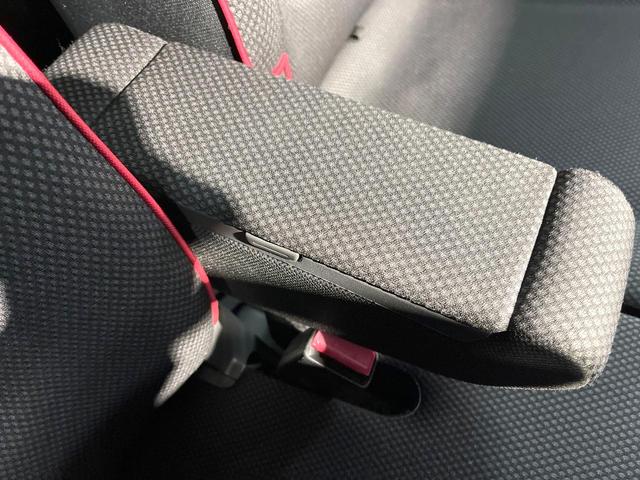 ハスラー Ｊスタイル　ＳＤナビ　バックカメラ　衝突被害軽減システム　禁煙車　スマートキー　ＨＩＤヘッド　ビルトインＥＴＣ　純正１５インチアルミ　オートライト　オートエアコン　Ｂｌｕｅｔｏｏｔｈ　ＣＤ　ＤＶＤ再生　フルセグ（36枚目）