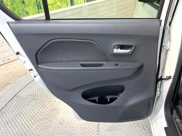 ワゴンＲ ＦＺ　純子８インチナビ　バックカメラ　衝突被害軽減システム　禁煙車　スマートキー　ＨＩＤヘッド　オートライト　オートエアコン　Ｂｌｕｅｔｏｏｔｈ　ＣＤ　ＤＶＤ再生　フルセグ（38枚目）