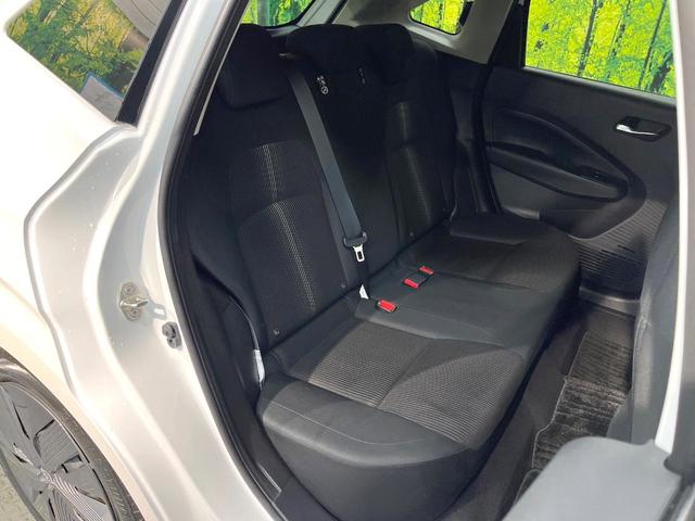 ノート Ｘ　メーカー純正９型ナビ　全周囲カメラ　エマージェンシーブレーキ　ＢＳＭ　禁煙車　デジタルインナーミラー　シートヒーター　ステアリングヒーター　ＥＴＣ　ドラレコ　Ｂｌｕｅｔｏｏｔｈ接続　ＬＥＤヘッドライト（9枚目）