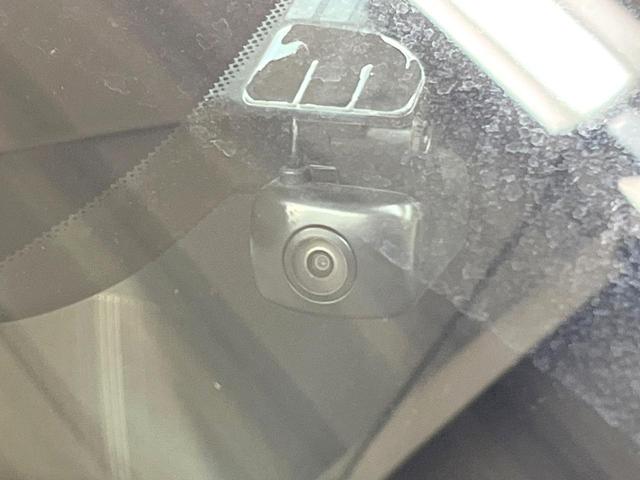 ノート Ｘ　メーカー純正９型ナビ　全周囲カメラ　エマージェンシーブレーキ　ＢＳＭ　禁煙車　デジタルインナーミラー　シートヒーター　ステアリングヒーター　ＥＴＣ　ドラレコ　Ｂｌｕｅｔｏｏｔｈ接続　ＬＥＤヘッドライト（34枚目）