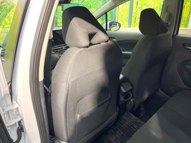 ノート Ｘ　メーカー純正９型ナビ　全周囲カメラ　エマージェンシーブレーキ　ＢＳＭ　禁煙車　デジタルインナーミラー　シートヒーター　ステアリングヒーター　ＥＴＣ　ドラレコ　Ｂｌｕｅｔｏｏｔｈ接続　ＬＥＤヘッドライト（38枚目）