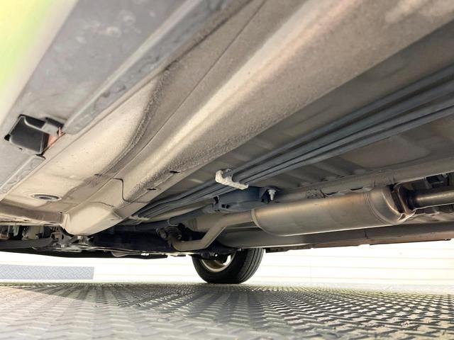 アルトラパン Ｘ　純正ＳＤナビ　全周囲カメラ　衝突被害軽減システム　禁煙車　シートヒーター　スマートキー　ＨＩＤヘッド　ビルトインＥＴＣ　純正１４インチアルミ　オートライト　オートエアコン　Ｂｌｕｅｔｏｏｔｈ（21枚目）