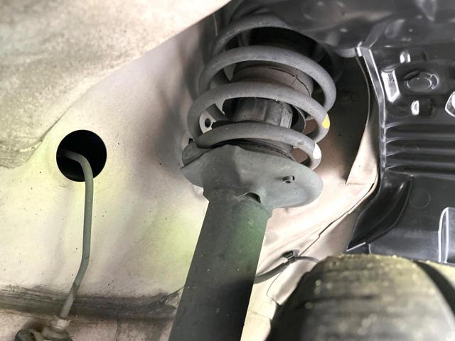 アルトラパン Ｘ　純正ＳＤナビ　全周囲カメラ　衝突被害軽減システム　禁煙車　シートヒーター　スマートキー　ＨＩＤヘッド　ビルトインＥＴＣ　純正１４インチアルミ　オートライト　オートエアコン　Ｂｌｕｅｔｏｏｔｈ（34枚目）