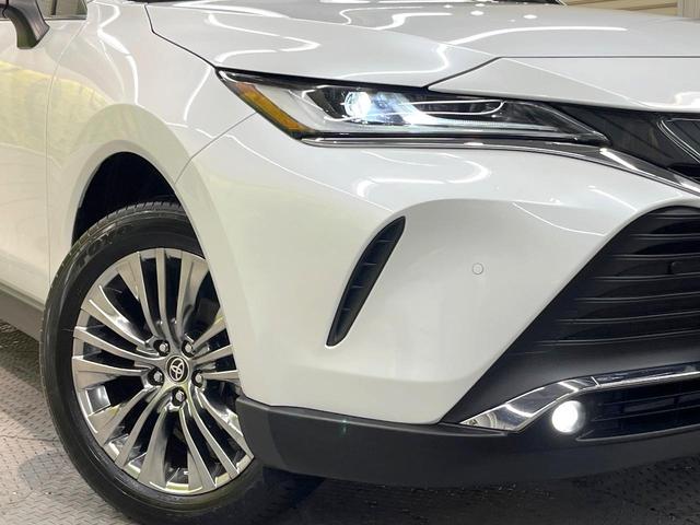 ハリアーハイブリッド Ｚ　レザーパッケージ　純正１２インチディスプレイオーディオ　全周囲カメラカメラ　ＪＢＬサウンド　衝突被害軽減システム　ブラインドスポットモニター　レーダークルーズ　禁煙車　電動リアゲート　革シート　コーナーセンサー（12枚目）