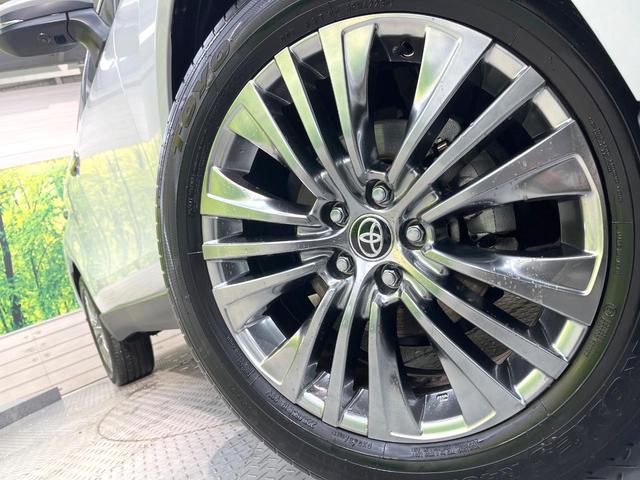 ハリアーハイブリッド Ｚ　レザーパッケージ　純正１２インチディスプレイオーディオ　全周囲カメラカメラ　ＪＢＬサウンド　衝突被害軽減システム　ブラインドスポットモニター　レーダークルーズ　禁煙車　電動リアゲート　革シート　コーナーセンサー（13枚目）