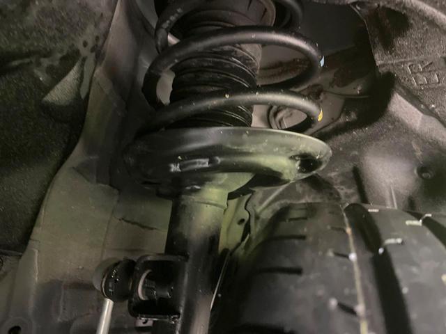 ハリアーハイブリッド Ｚ　レザーパッケージ　純正１２インチディスプレイオーディオ　全周囲カメラカメラ　ＪＢＬサウンド　衝突被害軽減システム　ブラインドスポットモニター　レーダークルーズ　禁煙車　電動リアゲート　革シート　コーナーセンサー（20枚目）