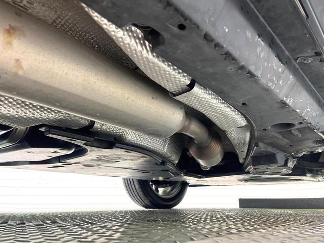 ハリアーハイブリッド Ｚ　レザーパッケージ　純正１２インチディスプレイオーディオ　全周囲カメラカメラ　ＪＢＬサウンド　衝突被害軽減システム　ブラインドスポットモニター　レーダークルーズ　禁煙車　電動リアゲート　革シート　コーナーセンサー（22枚目）