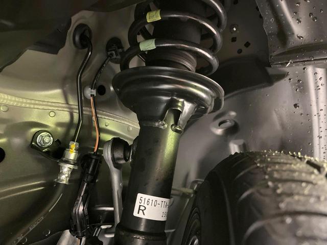 Ｎ－ＢＯＸ ベースグレード　届出済未使用車　電動スライドドア　衝突被害軽減システム　レーダークルーズ　コーナーセンサー　スマートキー　ＬＥＤヘッド　オートハイビーム　車線逸脱警報　オートライト　オートエアコン（18枚目）