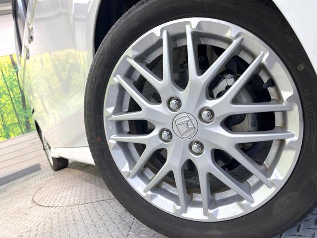 Ｎ－ＢＯＸカスタム Ｌターボ　純正８型ナビ　両側電動ドア　バックカメラ　衝突被害軽減システム　禁煙車　ドラレコ　スマートキー　ＬＥＤヘッド　ビルトインＥＴＣ　純正１５インチアルミ　オートハイビーム　車線逸脱警報　オートライト（13枚目）