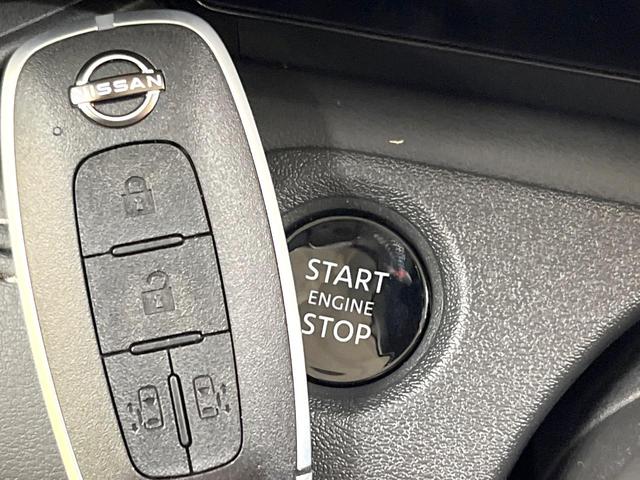 セレナ ハイウェイスターＶ　登録済未使用車　１２．３型メーカーナビ　全周囲カメラ　両側電動ドア　衝突被害軽減システム　レーダークルーズ　コーナーセンサー　スマートキー　ＬＥＤヘッド　フルセグＴＶ　オートライト　オートエアコン（26枚目）