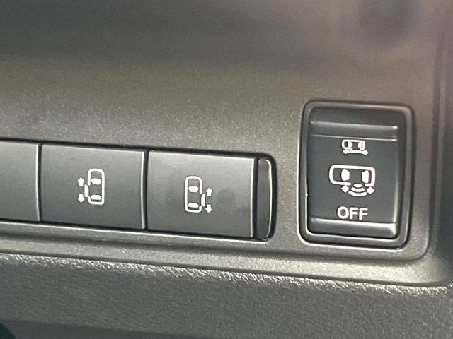 セレナ ハイウェイスターＶ　登録済未使用車　１２．３型メーカーナビ　全周囲カメラ　両側電動ドア　衝突被害軽減システム　レーダークルーズ　コーナーセンサー　スマートキー　ＬＥＤヘッド　フルセグＴＶ　オートライト　オートエアコン（30枚目）