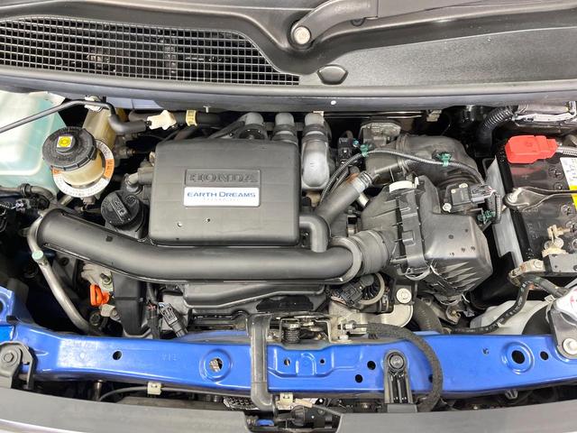 N-BOX G・EXホンダセンシング 純正SDナビ 後席モニター 電動スライドドア バックカメラ 衝突被害軽減システム 禁煙車 スマートキー LEDヘッド ビルトインETC オートハイビーム 車線逸脱警報 オートライト オートエアコン(20枚目)