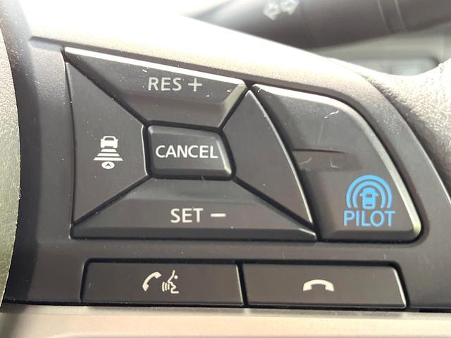 セレナ ハイウェイスターＶ　純正９型ＳＤナビ　後席モニター　全周囲カメラ　両側電動ドア　衝突被害軽減システム　レーダークルーズ　禁煙車　ドラレコ　コーナーセンサー　スマートキー　ＬＥＤヘッド　ビルトインＥＴＣ（6枚目）