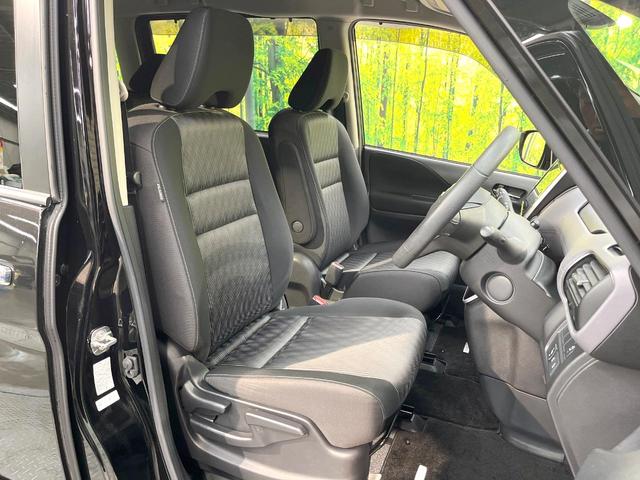 セレナ ハイウェイスターＶ　純正９型ＳＤナビ　後席モニター　全周囲カメラ　両側電動ドア　衝突被害軽減システム　レーダークルーズ　禁煙車　ドラレコ　コーナーセンサー　スマートキー　ＬＥＤヘッド　ビルトインＥＴＣ（8枚目）