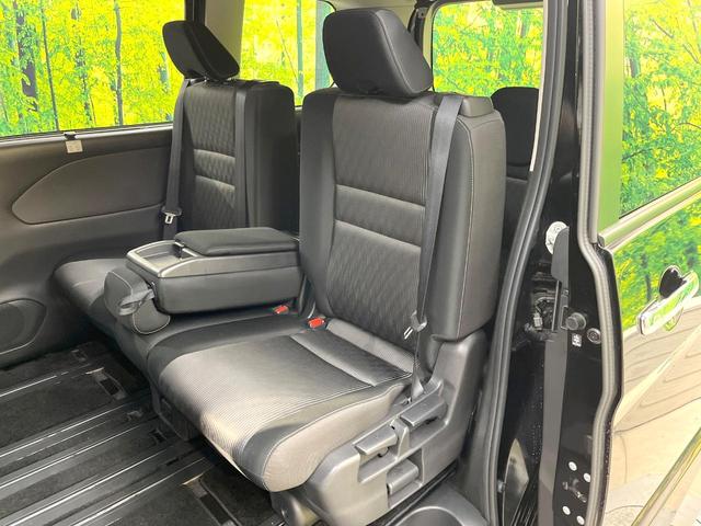 セレナ ハイウェイスターＶ　純正９型ＳＤナビ　後席モニター　全周囲カメラ　両側電動ドア　衝突被害軽減システム　レーダークルーズ　禁煙車　ドラレコ　コーナーセンサー　スマートキー　ＬＥＤヘッド　ビルトインＥＴＣ（43枚目）