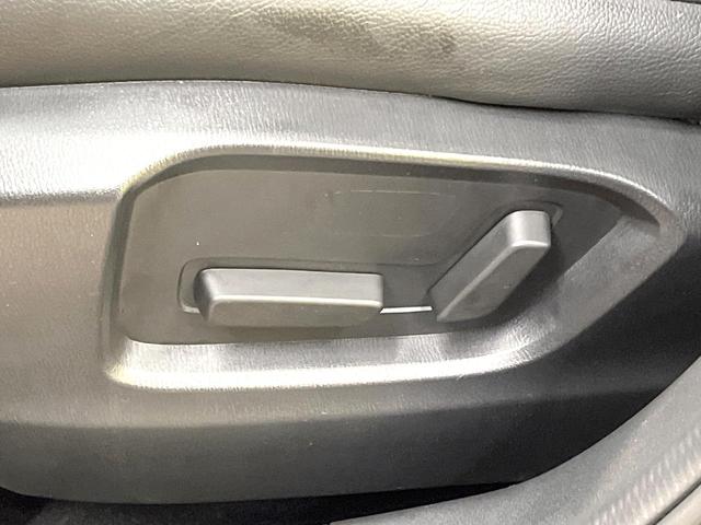 ＣＸ－５ ＸＤ　Ｌパッケージ　１０．２５型メーカーナビ　全周囲カメラ　衝突被害軽減システム　レーダークルーズ　禁煙車　電動リアゲート　レザーシート　コーナーセンサー　スマートキー　ＬＥＤヘッド　ＥＴＣ　純正１９インチアルミ（6枚目）