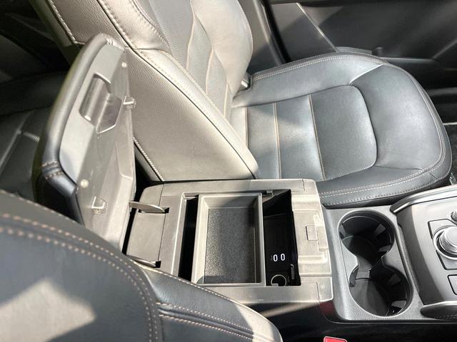 ＣＸ－５ ＸＤ　Ｌパッケージ　１０．２５型メーカーナビ　全周囲カメラ　衝突被害軽減システム　レーダークルーズ　禁煙車　電動リアゲート　レザーシート　コーナーセンサー　スマートキー　ＬＥＤヘッド　ＥＴＣ　純正１９インチアルミ（46枚目）