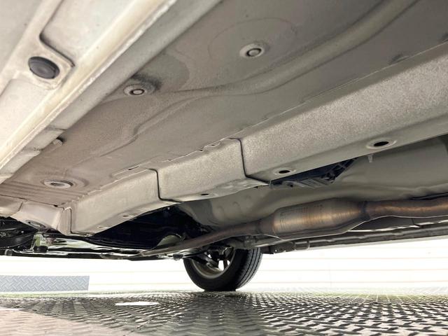 スペーシアカスタム ＴＳ　８型ＳＤナビ　バックカメラ　両側電動ドア　衝突被害軽減システム　禁煙車　スマートキー　ＨＩＤヘッド　ビルトインＥＴＣ　純正１５インチアルミ　オートライト　オートエアコン　Ｂｌｕｅｔｏｏｔｈ　ＣＤ（50枚目）