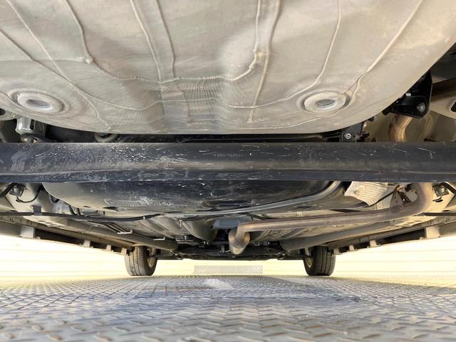 ソリオ ハイブリッドＭＺ　メーカーナビ　全周囲カメラ　両側電動ドア　衝突被害軽減システム　禁煙車　ドラレコ　スマートキー　ＨＩＤヘッド　純正１５インチアルミ　オートライト　オートエアコン　Ｂｌｕｅｔｏｏｔｈ（19枚目）