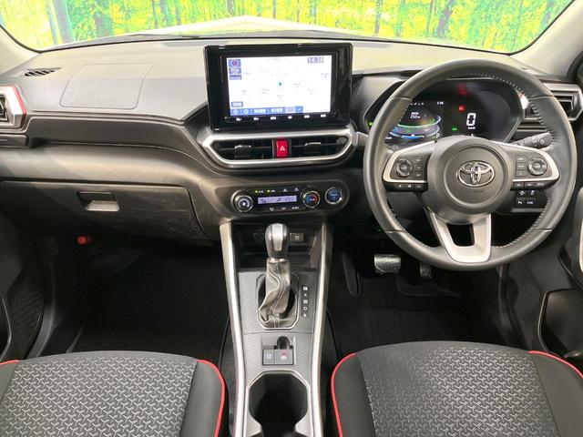 ライズ Ｚ　純正９型ＳＤナビ　全周囲カメラ　衝突被害軽減システム　レーダークルーズ　禁煙車　ドラレコ　コーナーセンサー　スマートキー　ＬＥＤヘッド　ビルトインＥＴＣ　純正１７インチアルミ　オートハイビーム（2枚目）