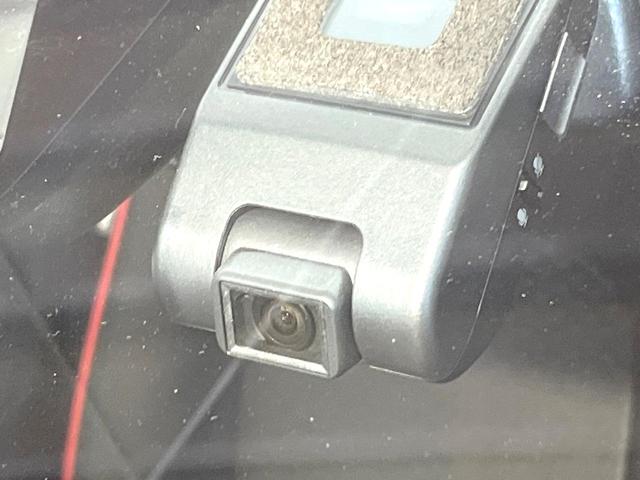 ライズ Ｚ　純正９型ＳＤナビ　全周囲カメラ　衝突被害軽減システム　レーダークルーズ　禁煙車　ドラレコ　コーナーセンサー　スマートキー　ＬＥＤヘッド　ビルトインＥＴＣ　純正１７インチアルミ　オートハイビーム（25枚目）
