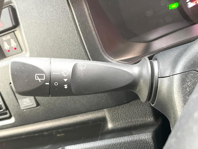 ピクシスバン クルーズターボ　純正ＳＤナビ　４ＷＤ　バックカメラ　衝突被害軽減システム　禁煙車　ドラレコ　コーナーセンサー　スマートキー　ＬＥＤヘッド　ＥＴＣ２．０　オートハイビーム　車線逸脱警報　オートライト　オートエアコン（28枚目）