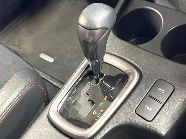 ハイラックス Ｚ　ＧＲスポーツ　純正８型ナビ付ディスプレイオーディオ　全周囲カメラ　レーダークルーズ　衝突軽減装置　禁煙車　ハーフレザーシート　パワーシート　ドラレコ　コーナーセンサー　スマートキー　ＬＥＤヘッド　ＥＴＣ（21枚目）