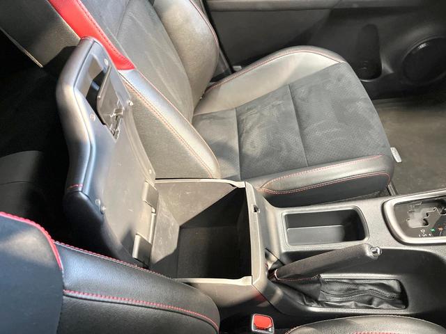 ハイラックス Ｚ　ＧＲスポーツ　純正８型ナビ付ディスプレイオーディオ　全周囲カメラ　レーダークルーズ　衝突軽減装置　禁煙車　ハーフレザーシート　パワーシート　ドラレコ　コーナーセンサー　スマートキー　ＬＥＤヘッド　ＥＴＣ（43枚目）