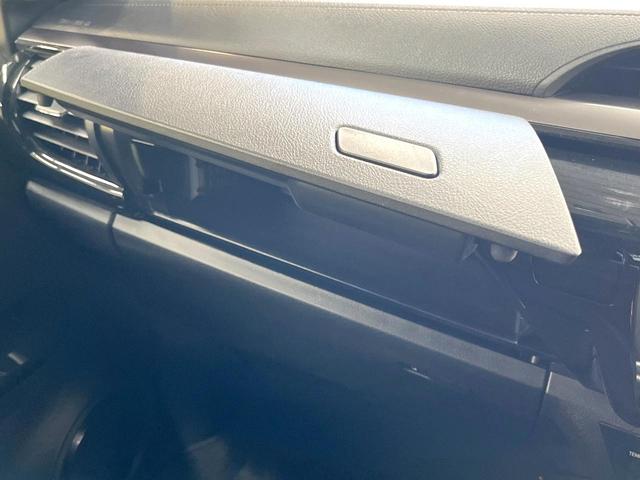 ハイラックス Ｚ　ＧＲスポーツ　純正８型ナビ付ディスプレイオーディオ　全周囲カメラ　レーダークルーズ　衝突軽減装置　禁煙車　ハーフレザーシート　パワーシート　ドラレコ　コーナーセンサー　スマートキー　ＬＥＤヘッド　ＥＴＣ（45枚目）