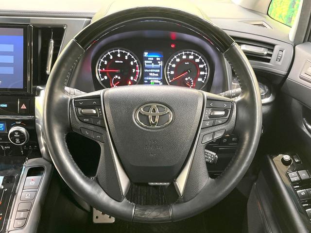 ヴェルファイア ２．５Ｚ　Ｇエディション　ＴＲＤエアロ　両側電動ドア　純正１０型ＳＤナビ　後席モニター　バックカメラ　衝突被害軽減システム　レーダークルーズ　禁煙車　電動リアゲート　レザーシート　前席シートエアコン　パワーシート（12枚目）