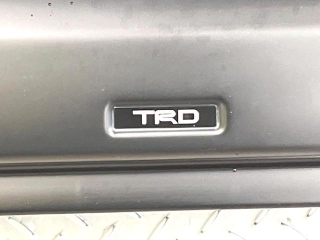 ヴェルファイア ２．５Ｚ　Ｇエディション　ＴＲＤエアロ　両側電動ドア　純正１０型ＳＤナビ　後席モニター　バックカメラ　衝突被害軽減システム　レーダークルーズ　禁煙車　電動リアゲート　レザーシート　前席シートエアコン　パワーシート（33枚目）