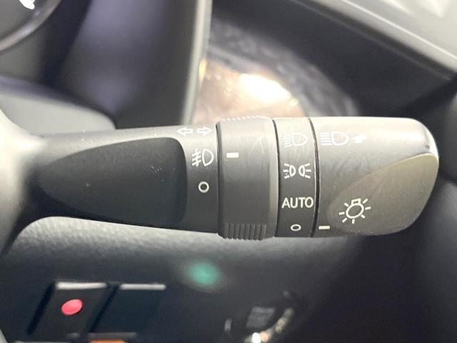 ヴェルファイア ２．５Ｚ　Ｇエディション　ＴＲＤエアロ　両側電動ドア　純正１０型ＳＤナビ　後席モニター　バックカメラ　衝突被害軽減システム　レーダークルーズ　禁煙車　電動リアゲート　レザーシート　前席シートエアコン　パワーシート（41枚目）