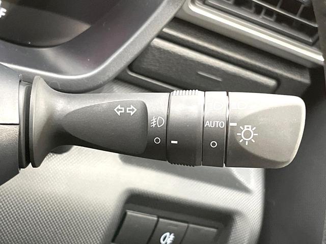 ロッキー プレミアムＧ　ＨＥＶ　登録済未使用車　純正９型ディスプレイオーディオ　全周囲カメラ　衝突被害軽減システム　ハーフレザーシート　コーナーセンサー　スマートキー　ＬＥＤヘッド　オートハイビーム　車線逸脱警報　オートライト（23枚目）