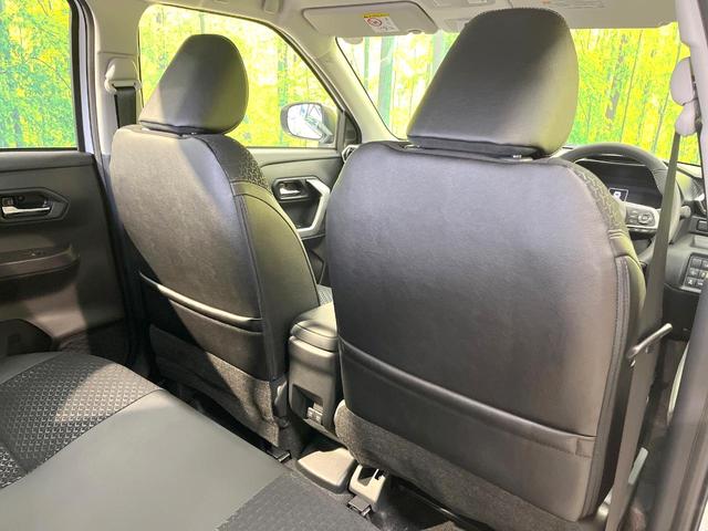 ロッキー プレミアムＧ　ＨＥＶ　登録済未使用車　純正９型ディスプレイオーディオ　全周囲カメラ　衝突被害軽減システム　ハーフレザーシート　コーナーセンサー　スマートキー　ＬＥＤヘッド　オートハイビーム　車線逸脱警報　オートライト（39枚目）