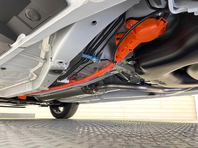 ロッキー プレミアムＧ　ＨＥＶ　登録済未使用車　純正９型ディスプレイオーディオ　全周囲カメラ　衝突被害軽減システム　ハーフレザーシート　コーナーセンサー　スマートキー　ＬＥＤヘッド　オートハイビーム　車線逸脱警報　オートライト（58枚目）