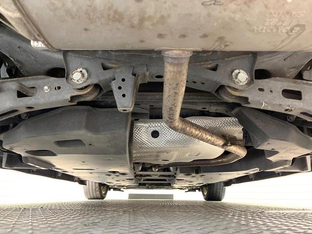 Ｃ－ＨＲ Ｇ　ＴＲＤエアロ　純正９型ＳＤナビ　バックカメラ　衝突被害軽減システム　ハーフレザーシート　コーナーセンサー　スマートキー　ＬＥＤヘッド　ビルトインＥＴＣ　オートハイビーム　車線逸脱警報　オートライト（19枚目）