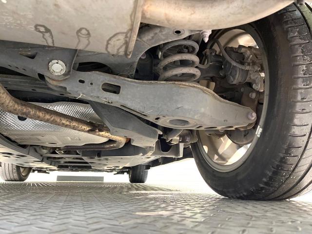 Ｃ－ＨＲ Ｇ　ＴＲＤエアロ　純正９型ＳＤナビ　バックカメラ　衝突被害軽減システム　ハーフレザーシート　コーナーセンサー　スマートキー　ＬＥＤヘッド　ビルトインＥＴＣ　オートハイビーム　車線逸脱警報　オートライト（20枚目）