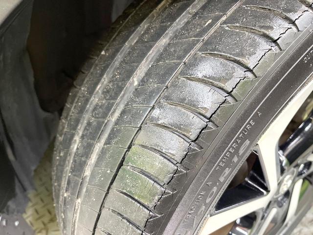 Ｃ－ＨＲ Ｇ　ＴＲＤエアロ　純正９型ＳＤナビ　バックカメラ　衝突被害軽減システム　ハーフレザーシート　コーナーセンサー　スマートキー　ＬＥＤヘッド　ビルトインＥＴＣ　オートハイビーム　車線逸脱警報　オートライト（32枚目）