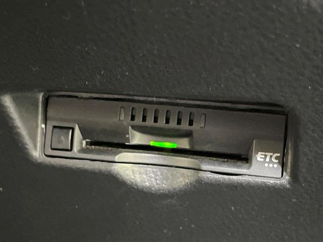 Ｃ－ＨＲ Ｇ　ＴＲＤエアロ　純正９型ＳＤナビ　バックカメラ　衝突被害軽減システム　ハーフレザーシート　コーナーセンサー　スマートキー　ＬＥＤヘッド　ビルトインＥＴＣ　オートハイビーム　車線逸脱警報　オートライト（34枚目）